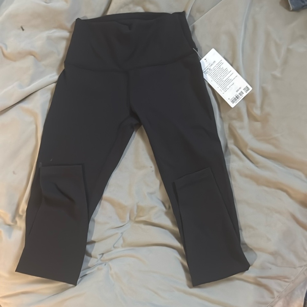 Black lululemon leggings